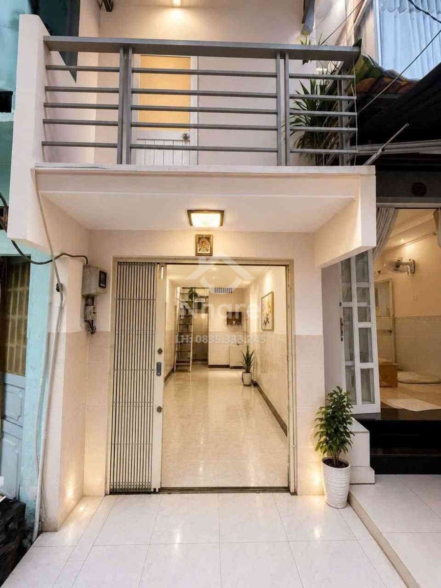 Bán nhà Kênh Tân Hóa DTSD gần 40m2 SHR nhỉnh 2 tỷ