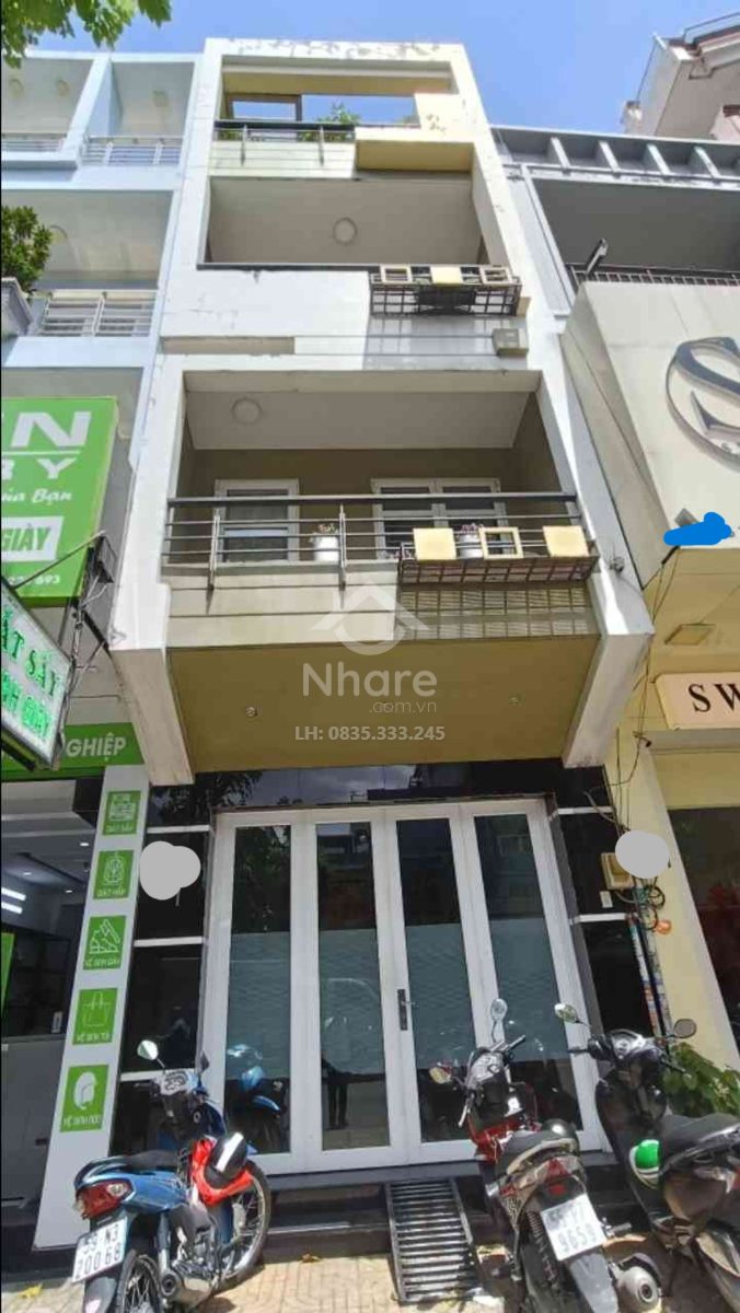 Bán nhà mặt tiền Tân Sơn Nhì 4 tầng nhỉnh 21 tỷ