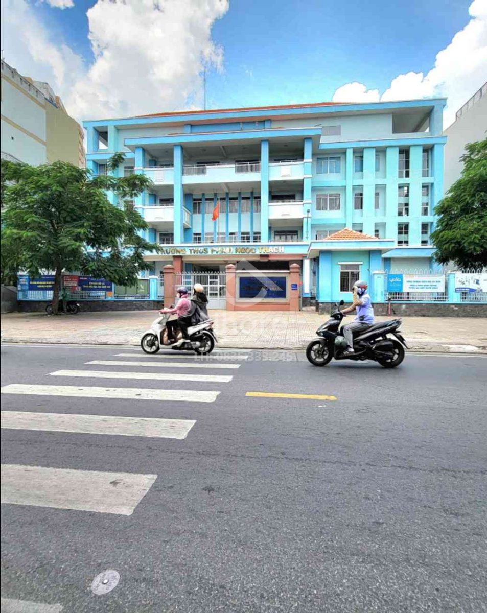 Bán nhà xưởng Âu Cơ ngang 7m hẻm ô tô nhỉnh 12 tỷ