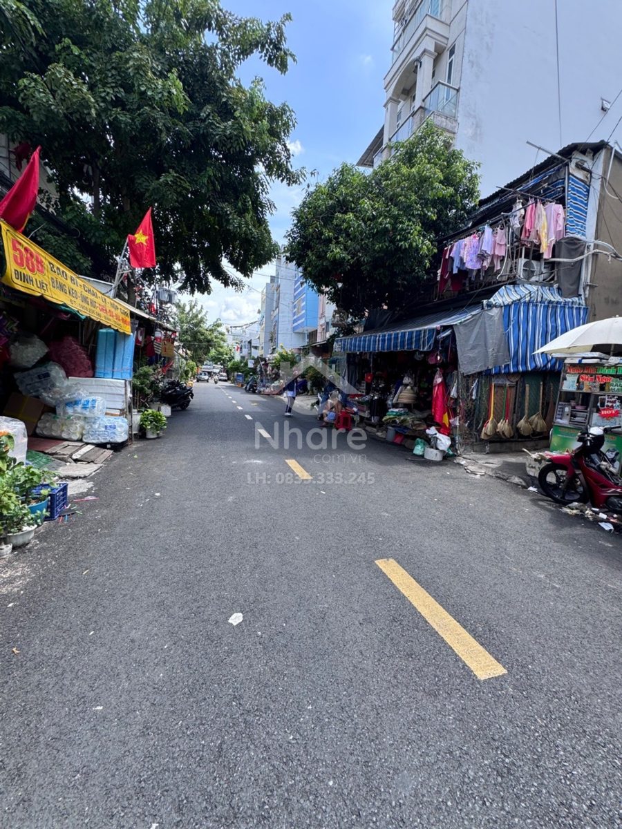 Bán shophouse Đinh Liệt đường 8m kinh doanh nhỉnh 2 tỷ