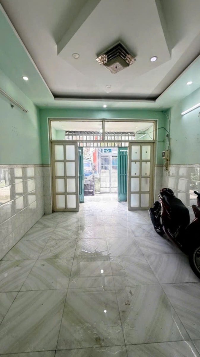 Nhà HXH Tân Phú – Trịnh Đình Trọng, 2 tầng ở ngay – KD, ngang 4m – dài gần 9m – hơn 3 tỷ