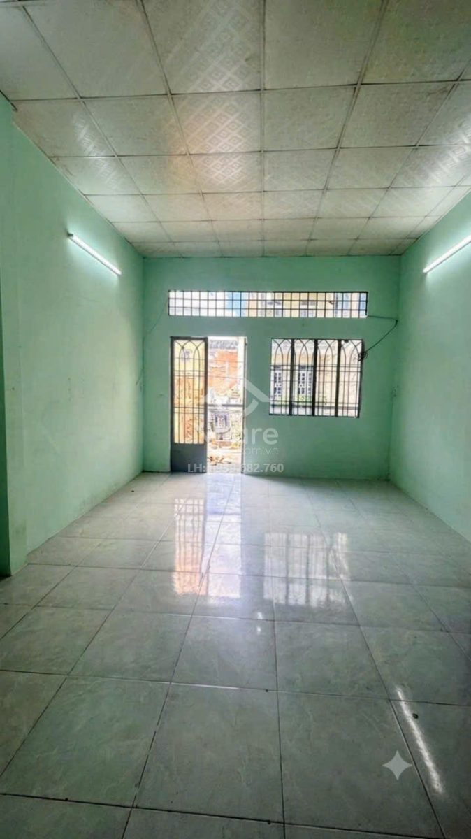 Nhà HXH Tân Phú – Trịnh Đình Trọng, 2 tầng ở ngay – KD, ngang 4m – dài gần 9m – hơn 3 tỷ