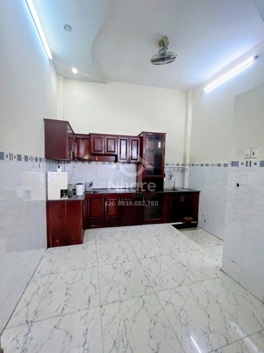 Nhà Tân Bình – Hồng Lạc nở hậu, 4 tầng ở ngay – KD, ngang gần 4m-dài 11m – hơn 7 tỷ nhẹ