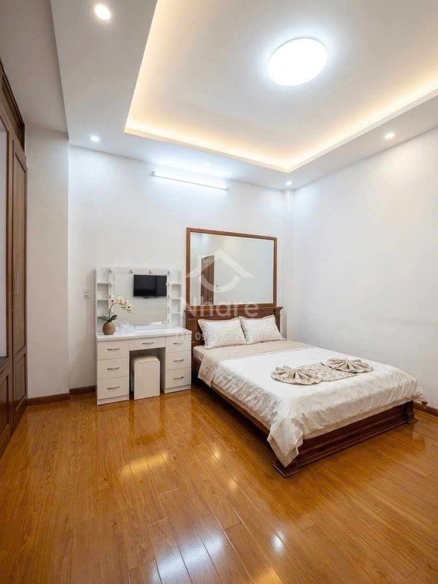 Nhà Tân Bình K300 – Nguyễn Bá Tuyển 5 tầng ở ngay – KD, ngang 4m – dài 17m – 21 tỷ.