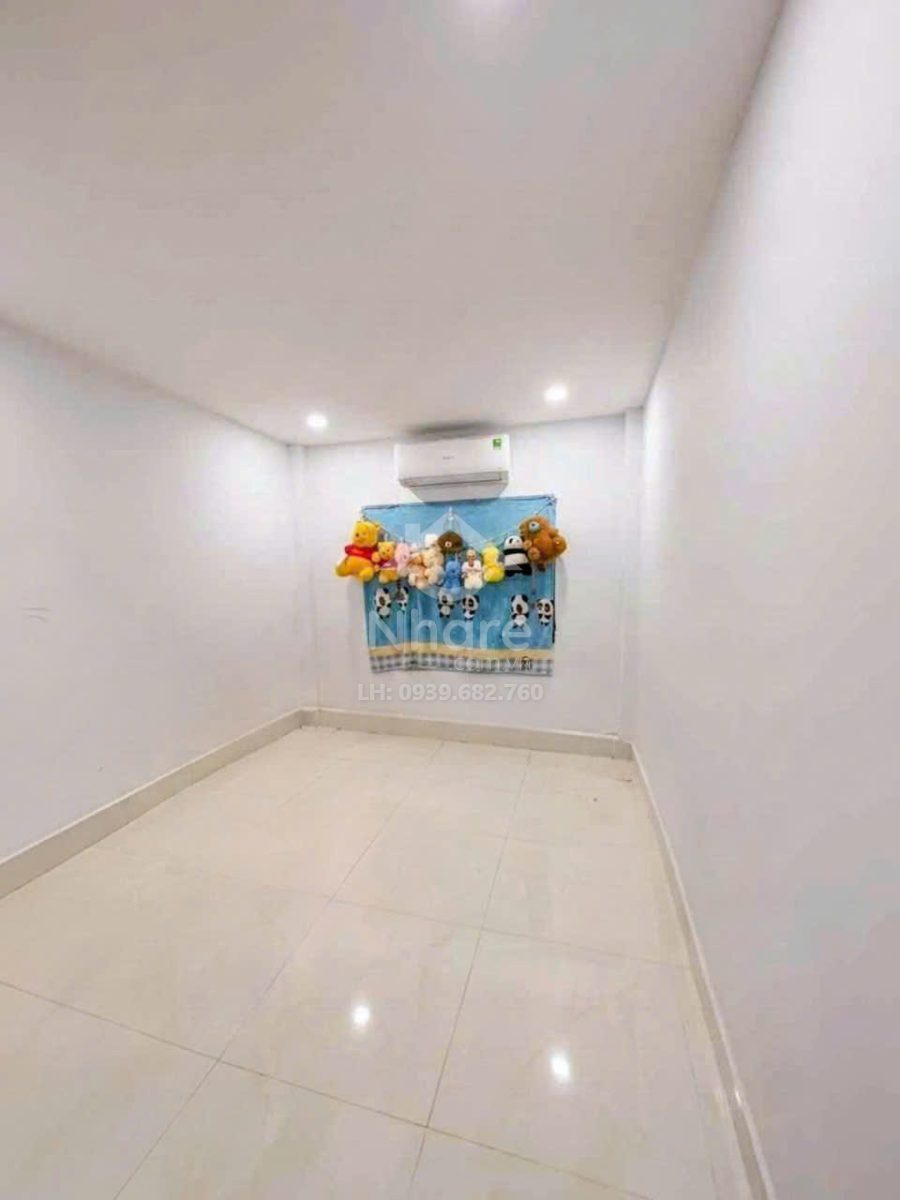 Nhà Tân Bình – Ni Sư Huỳnh Liên, 3 tầng ở ngay – KD nail, spa  21m2 – hơn 2 tỷ nhẹ.