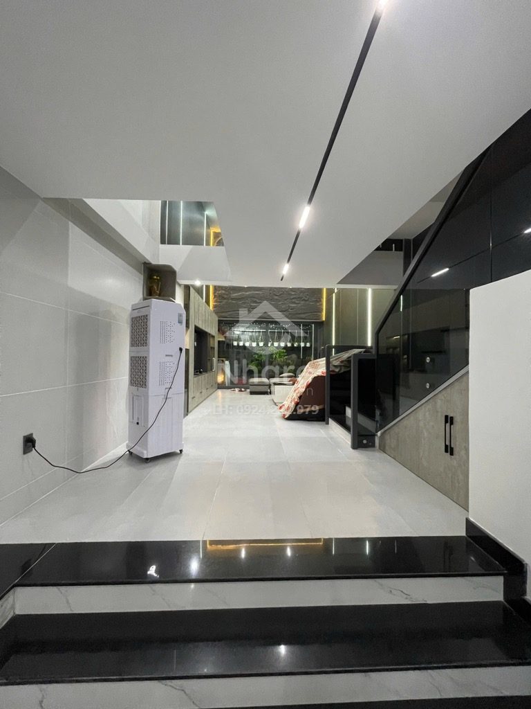 Bán nhà Gò Xoài 4×18,5m HXH, 10,9 tỷ