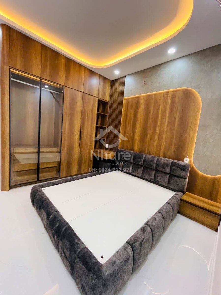 Bán nhà khu Bình Long 4x14m HXH, 7,9 tỷ