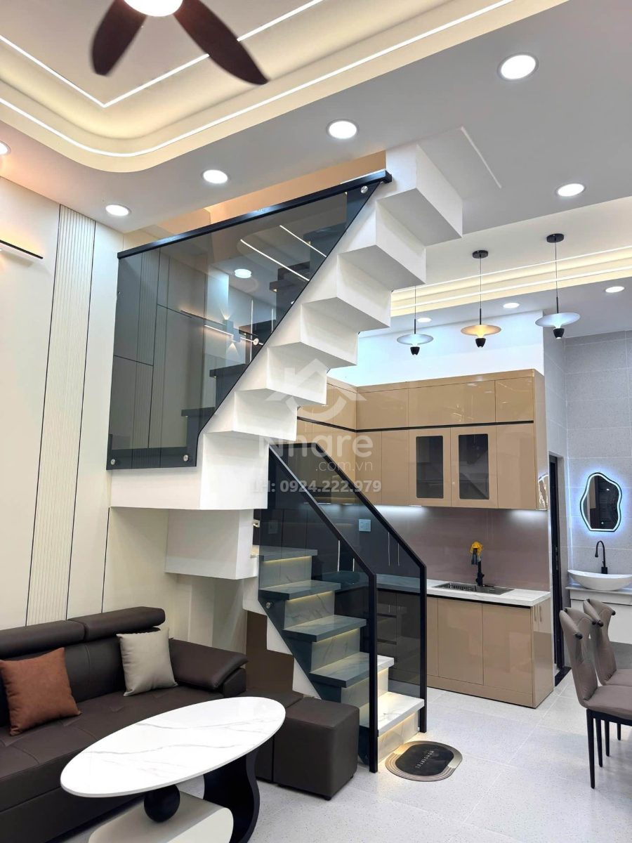 Bán nhà tháng 3 4x10m, 6,2 tỷ