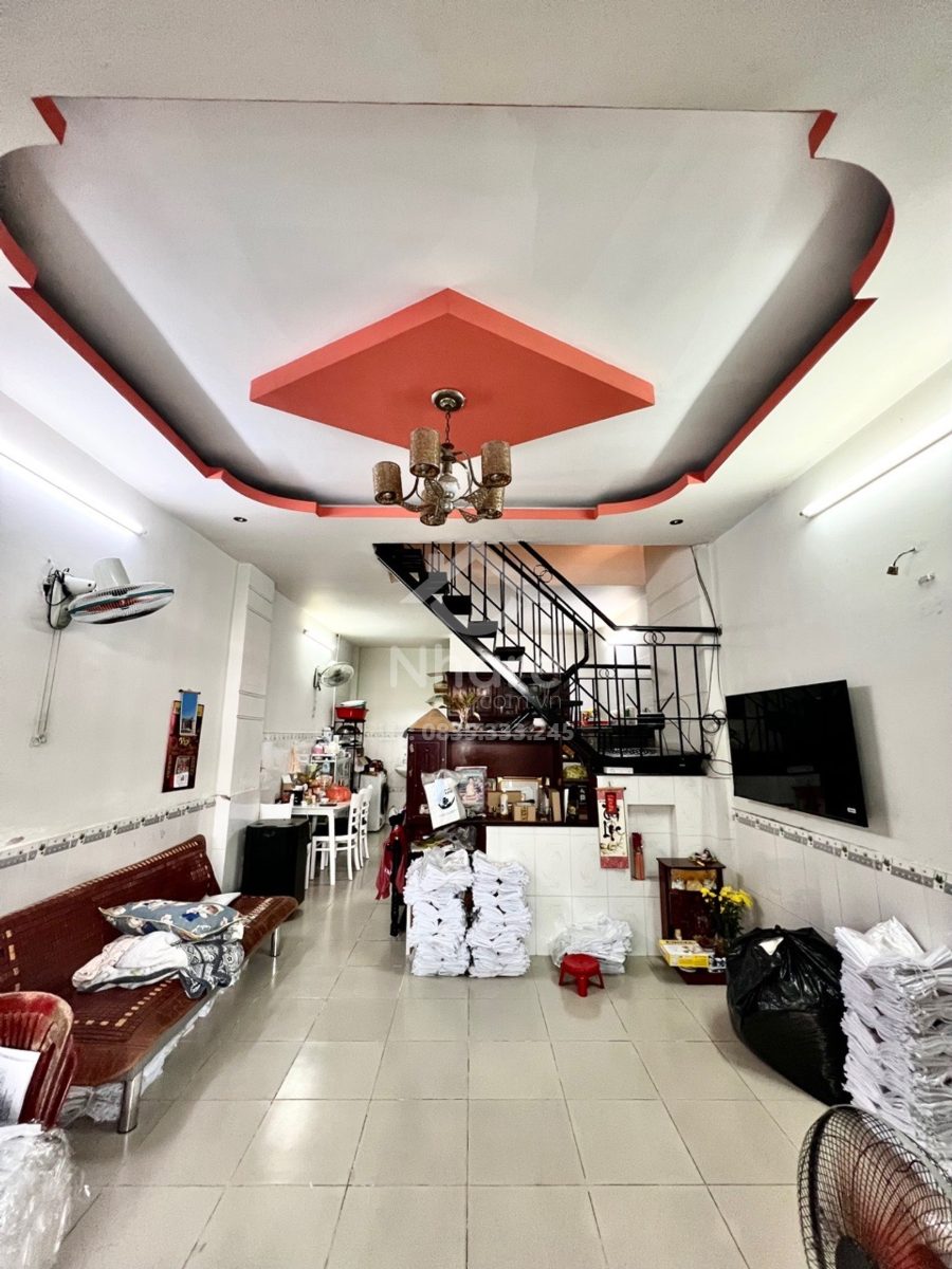 Nhà 2 tầng Bình Hưng Hòa hẻm xe tải nhỉnh 4 tỷ