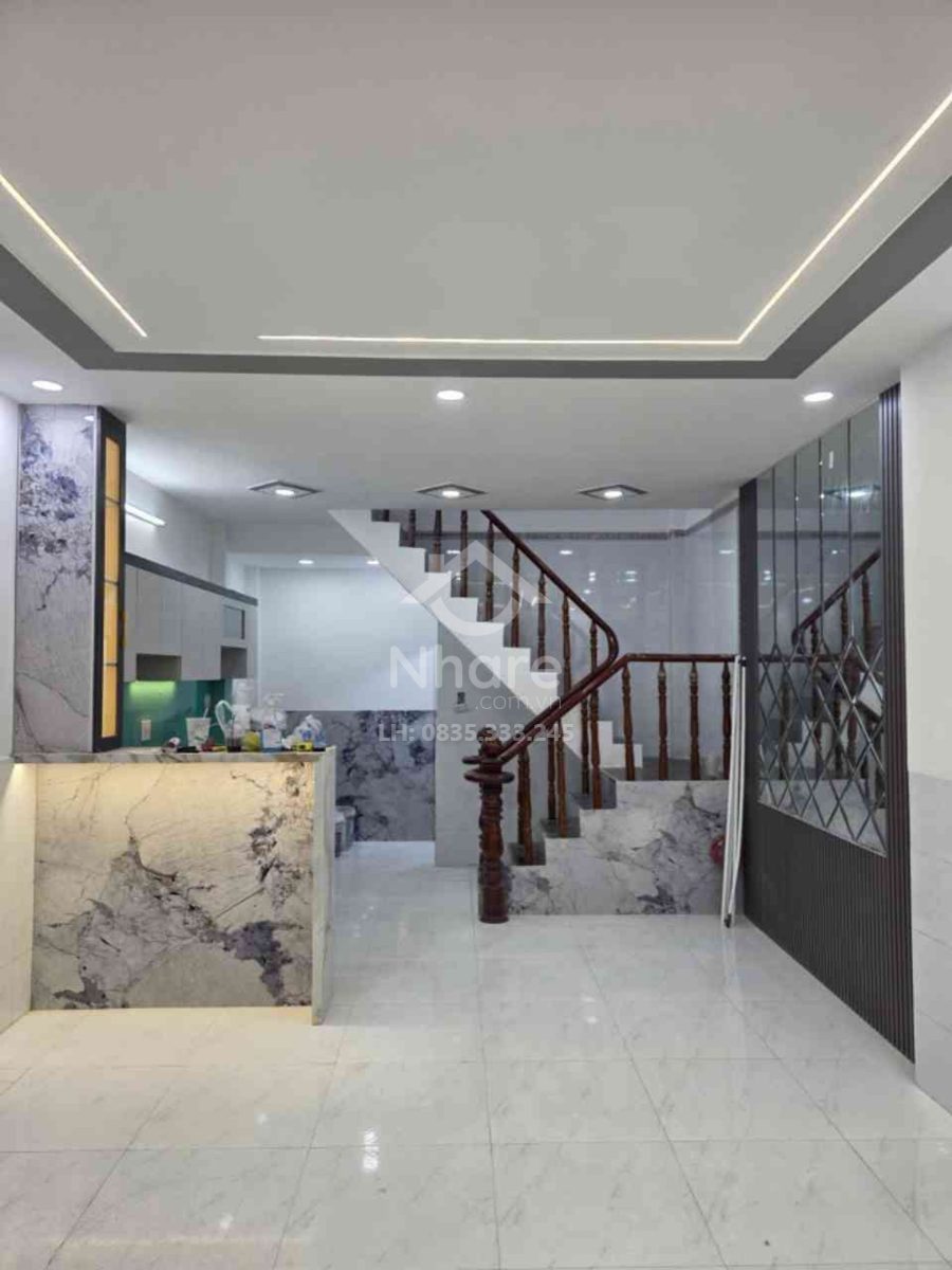 Nhà 2 tầng gần AEON Tân Phú xe tải đậu cửa nhỉnh 3 tỷ
