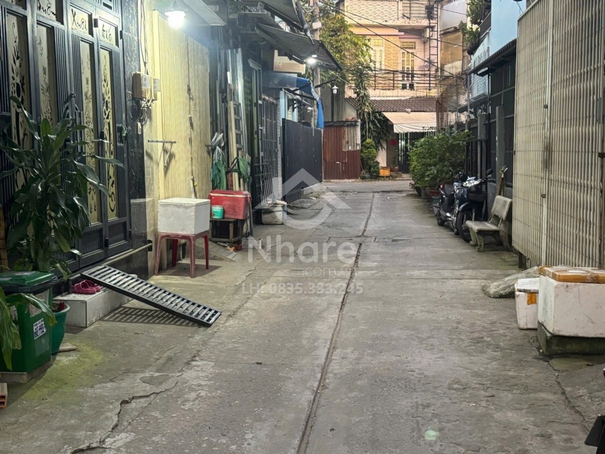 Nhà 2 tầng Khu Lê Văn Quới 4x6m giá nhỉnh 3 tỷ