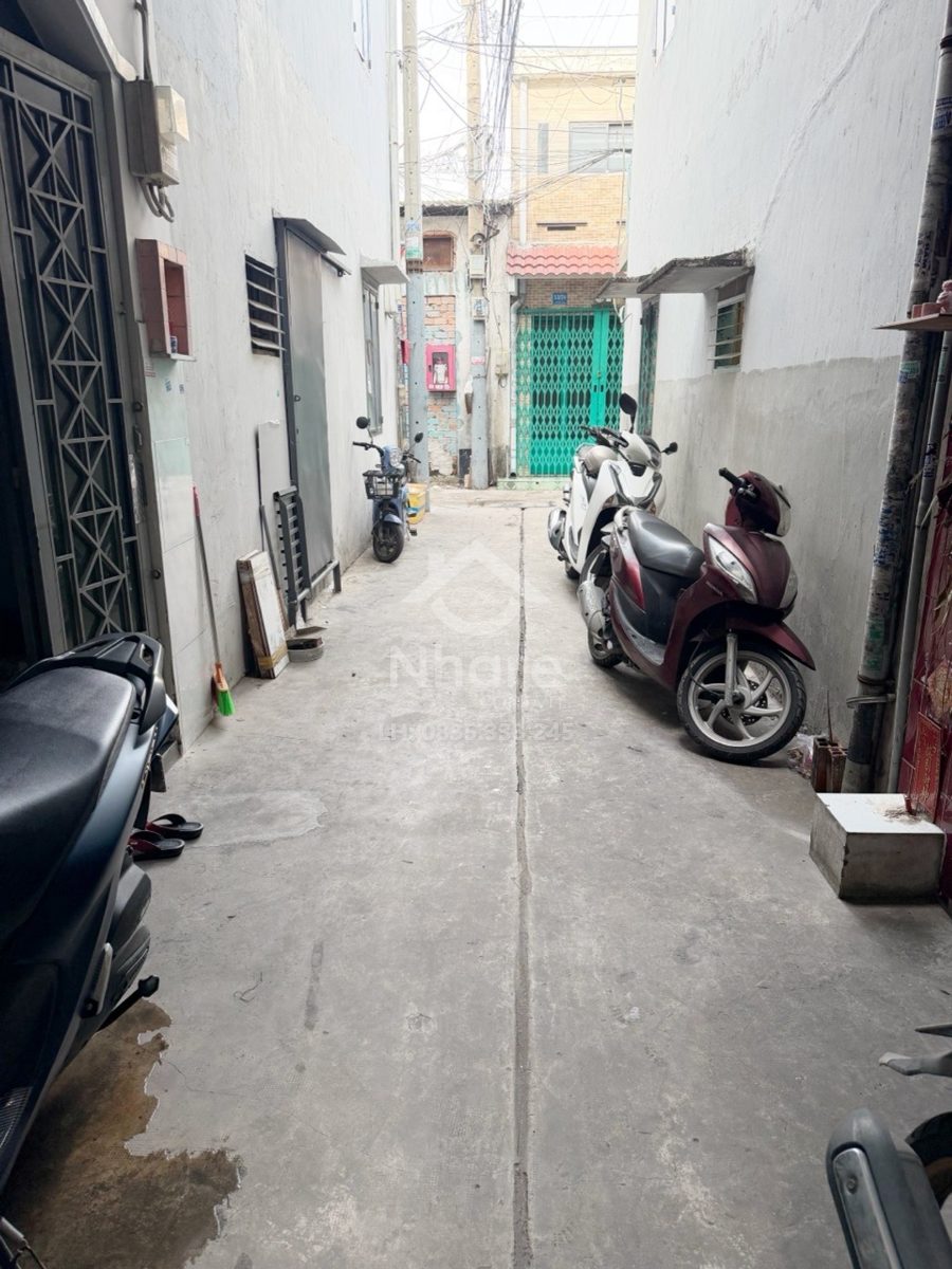 Nhà 2 tầng Khu Văn Cao giá nhỉnh 2 tỷ