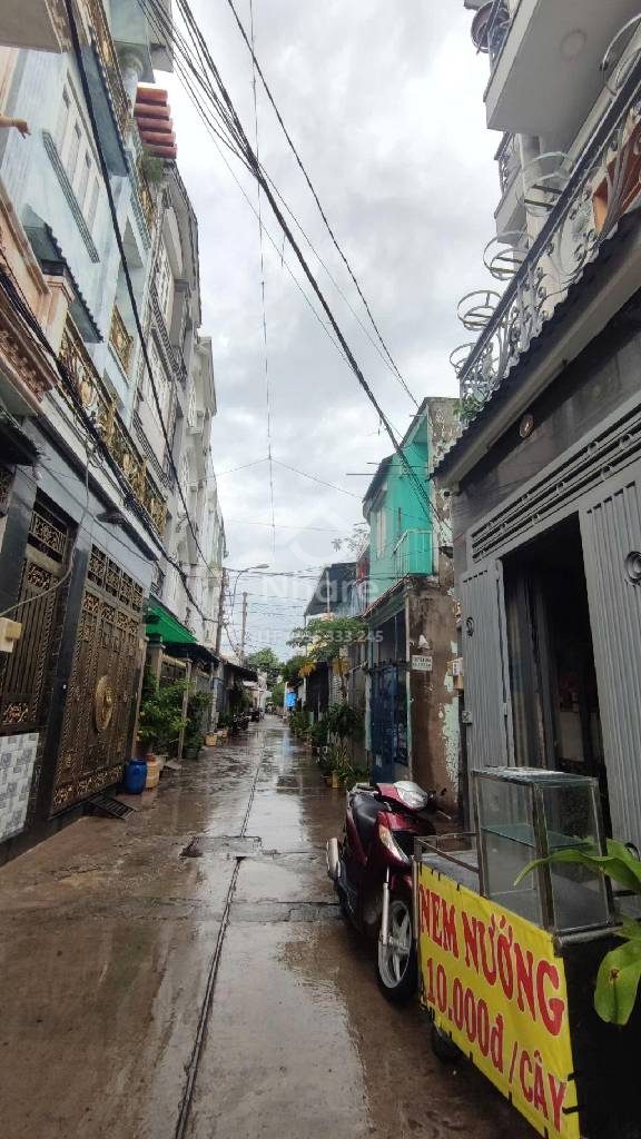 Nhà 3 tầng Khu Ngã Tư Bốn Xã hẻm 6m nhỉnh 5 tỷ