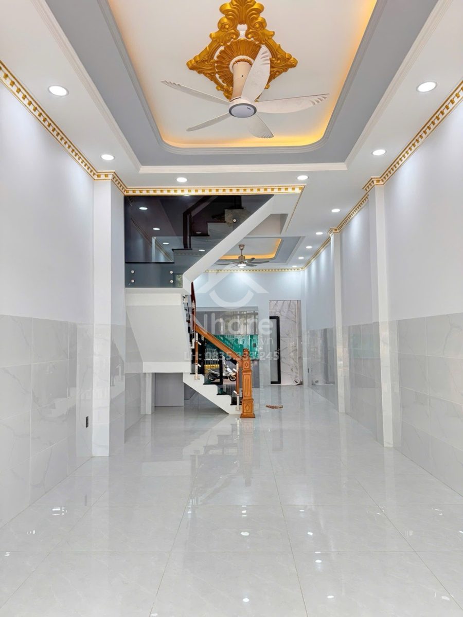 Nhà 4 tầng Bình Hưng Hòa sát Kênh Tham Lương nhỉnh 10 tỷ