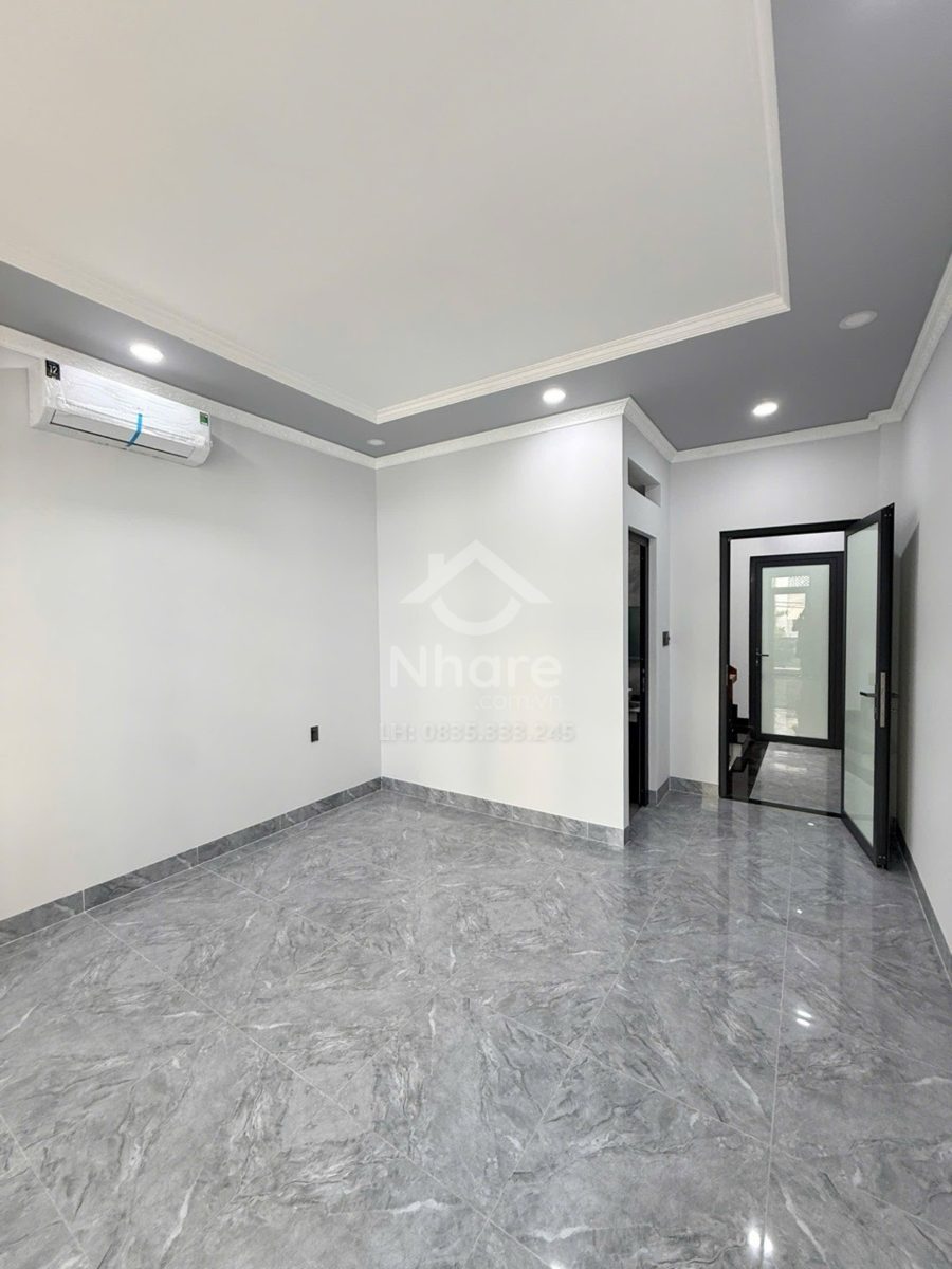 Nhà 4 tầng Bình Hưng Hòa sát Kênh Tham Lương nhỉnh 10 tỷ