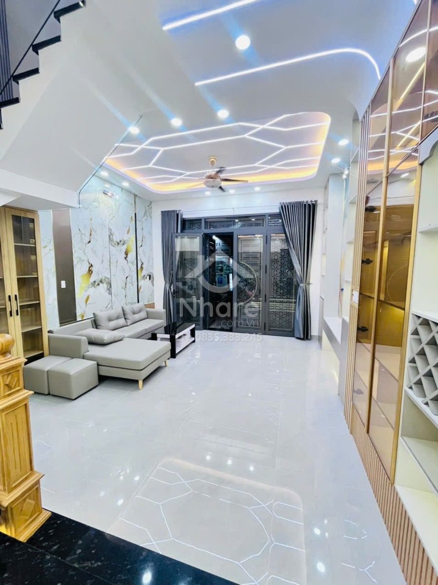 Nhà 4 tầng Khu Lê Văn Quới ngang 5m nhỉnh 8 tỷ