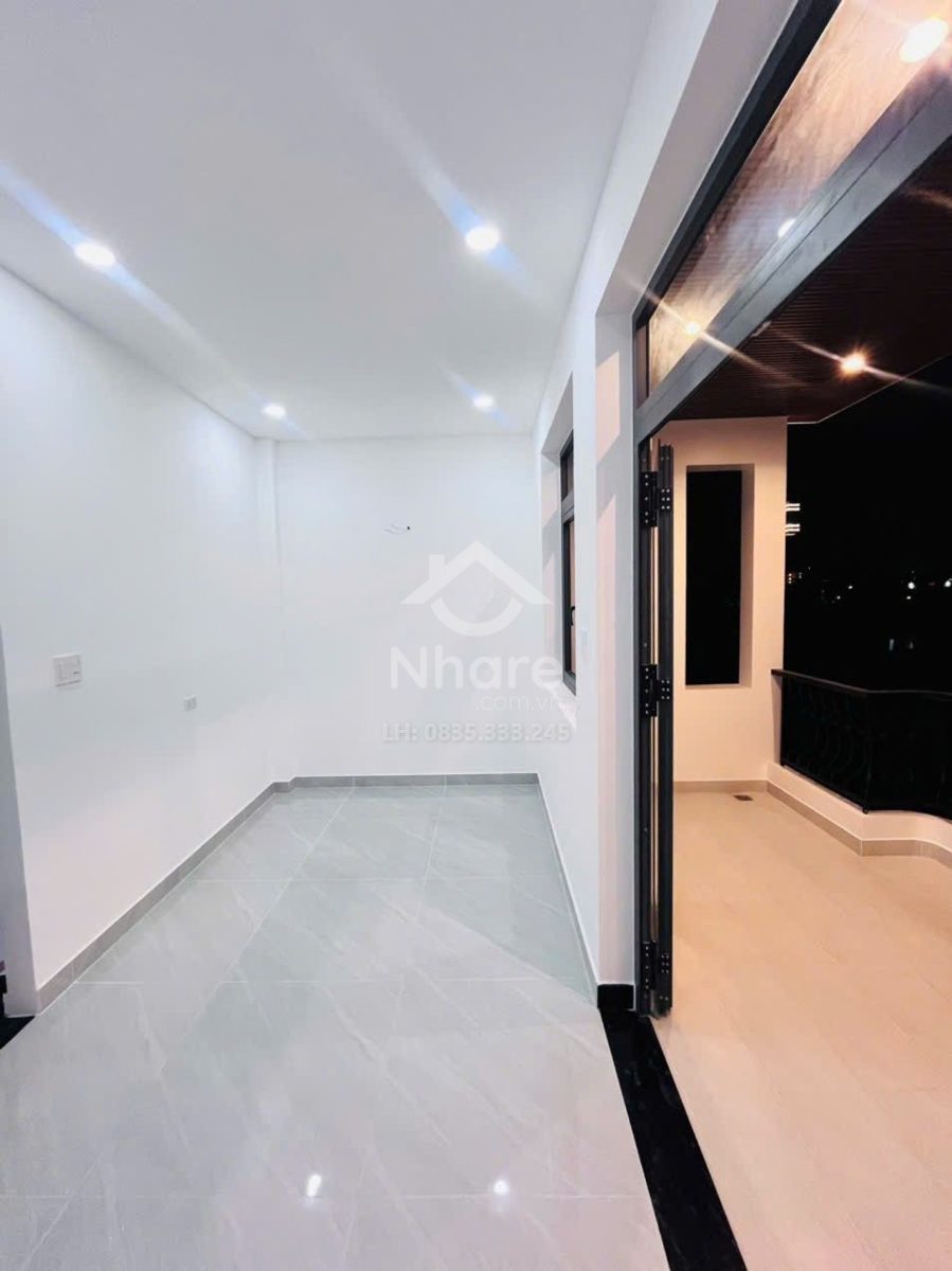 Nhà 4 tầng Khu Lê Văn Quới ngang 5m nhỉnh 8 tỷ