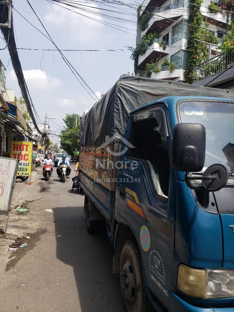 Nhà 5 tầng Bình Hưng Hòa 4x18m nhỉnh 10 tỷ