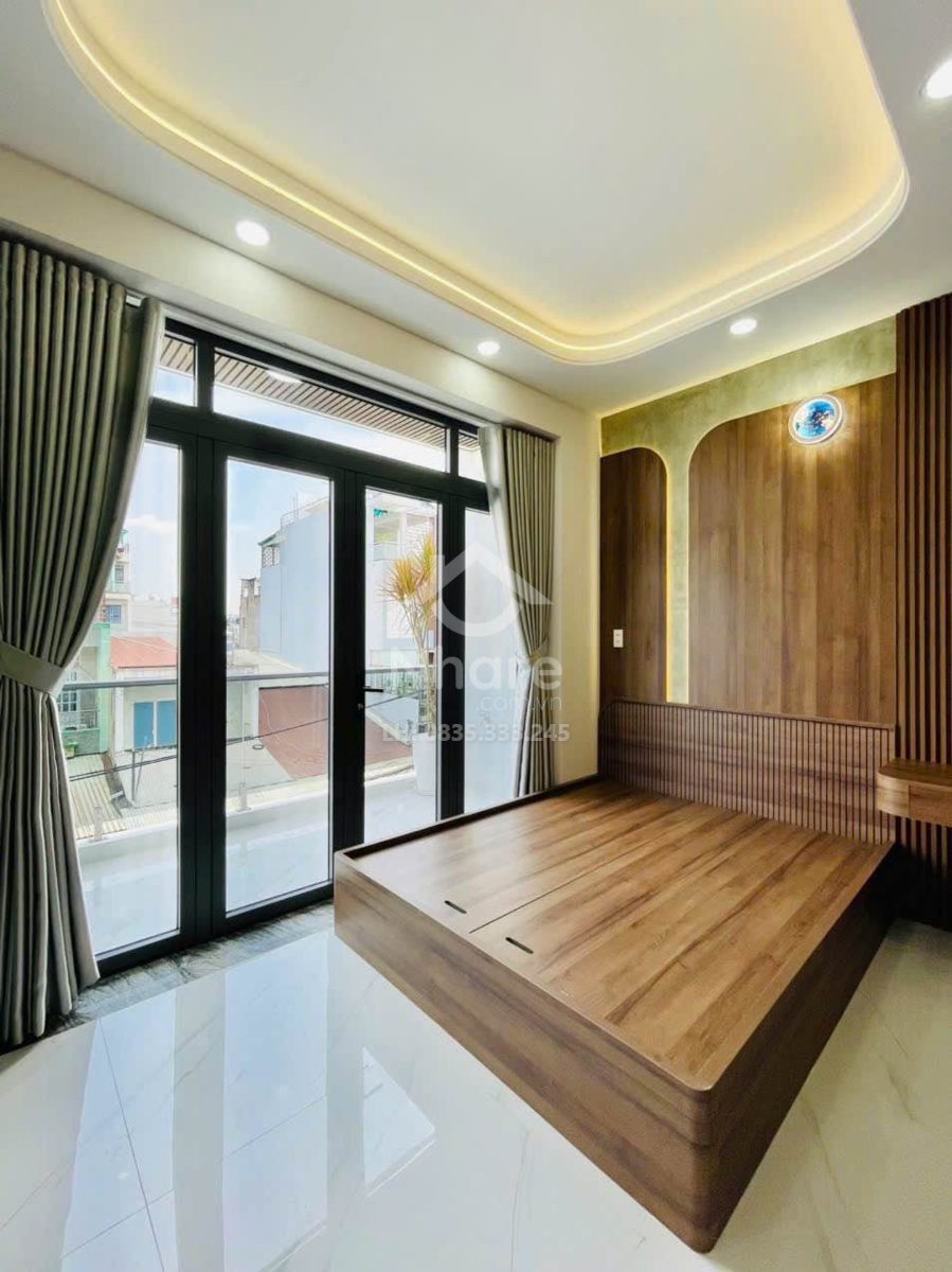Nhà 6 tầng Ấp Chiến Lược thang máy nhỉnh 12 tỷ
