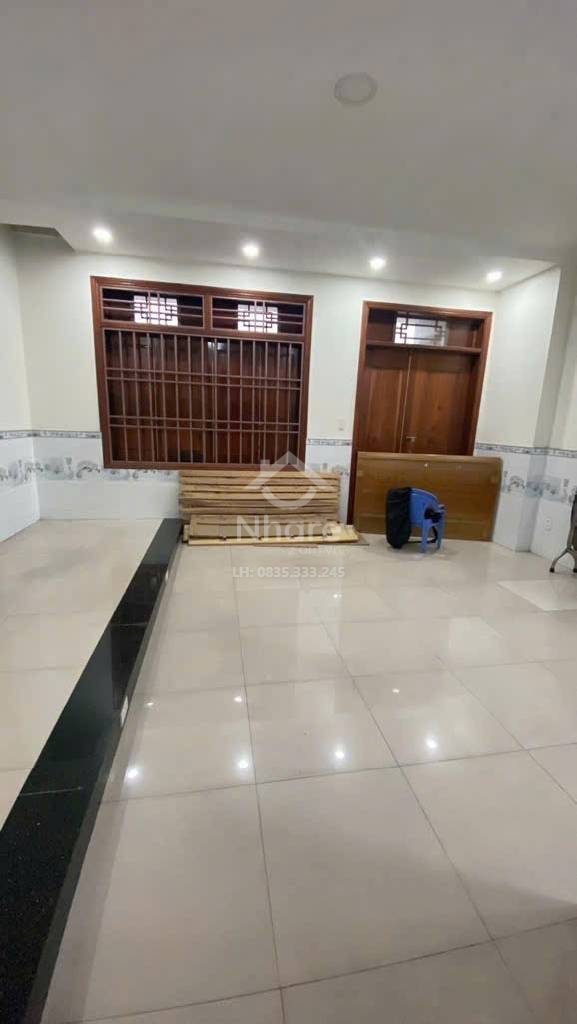 Nhà Lê Trọng Tấn ngang 6m giá 11 tỷ