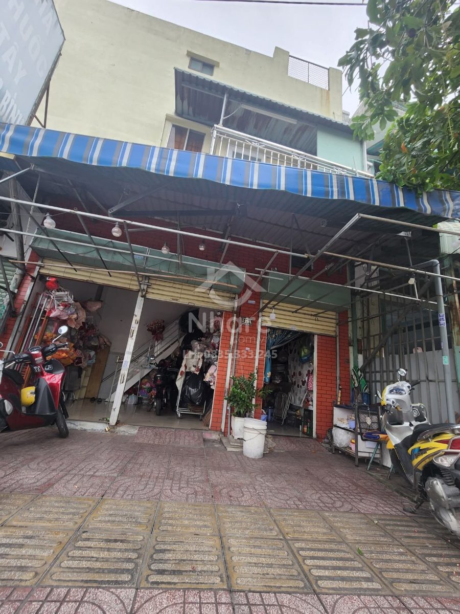 Nhà lô góc Ấp Chiến Lược dòng tiền 25tr tháng