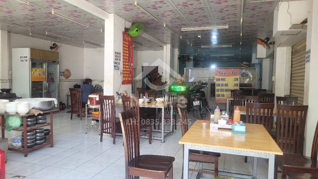 Nhà lô góc gần AEON Tân Phú ngang 8m nhỉnh 13 tỷ