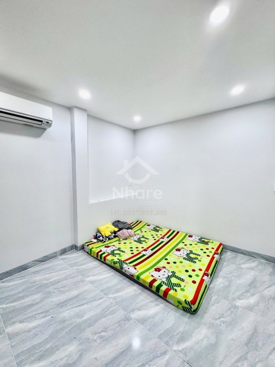 Nhà mới 4 tầng gần AEON Tân Phú nhỉnh 9 tỷ