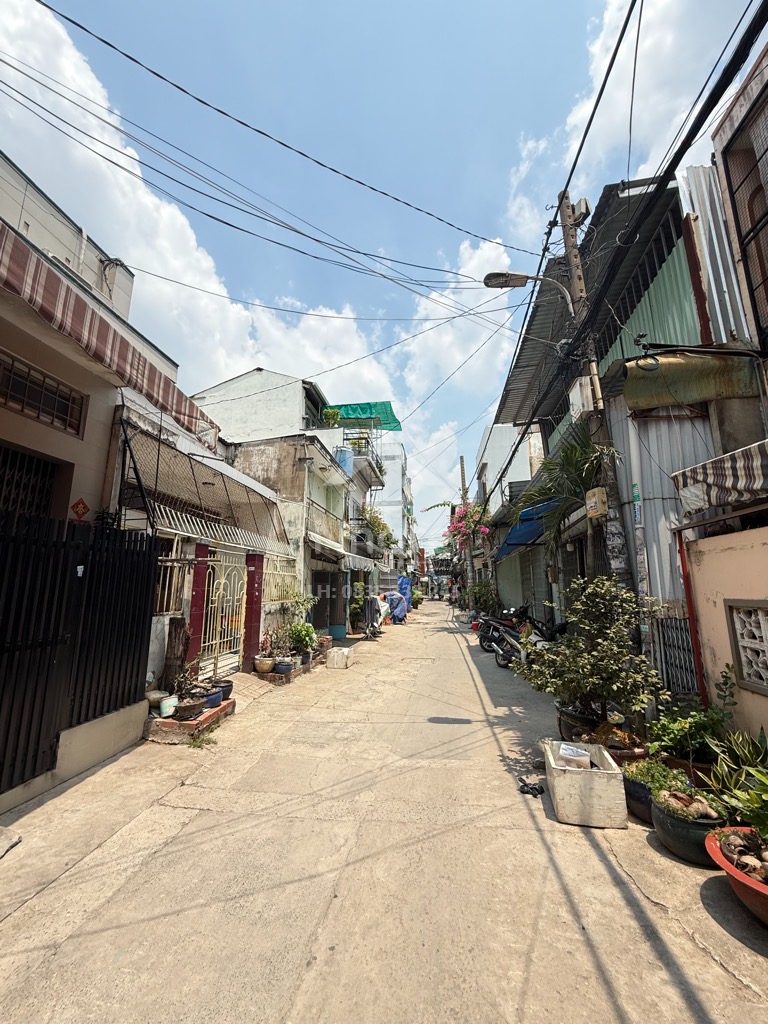 Nhà mới 5 tầng Bình Hưng Hòa giá nhỉnh 6 tỷ