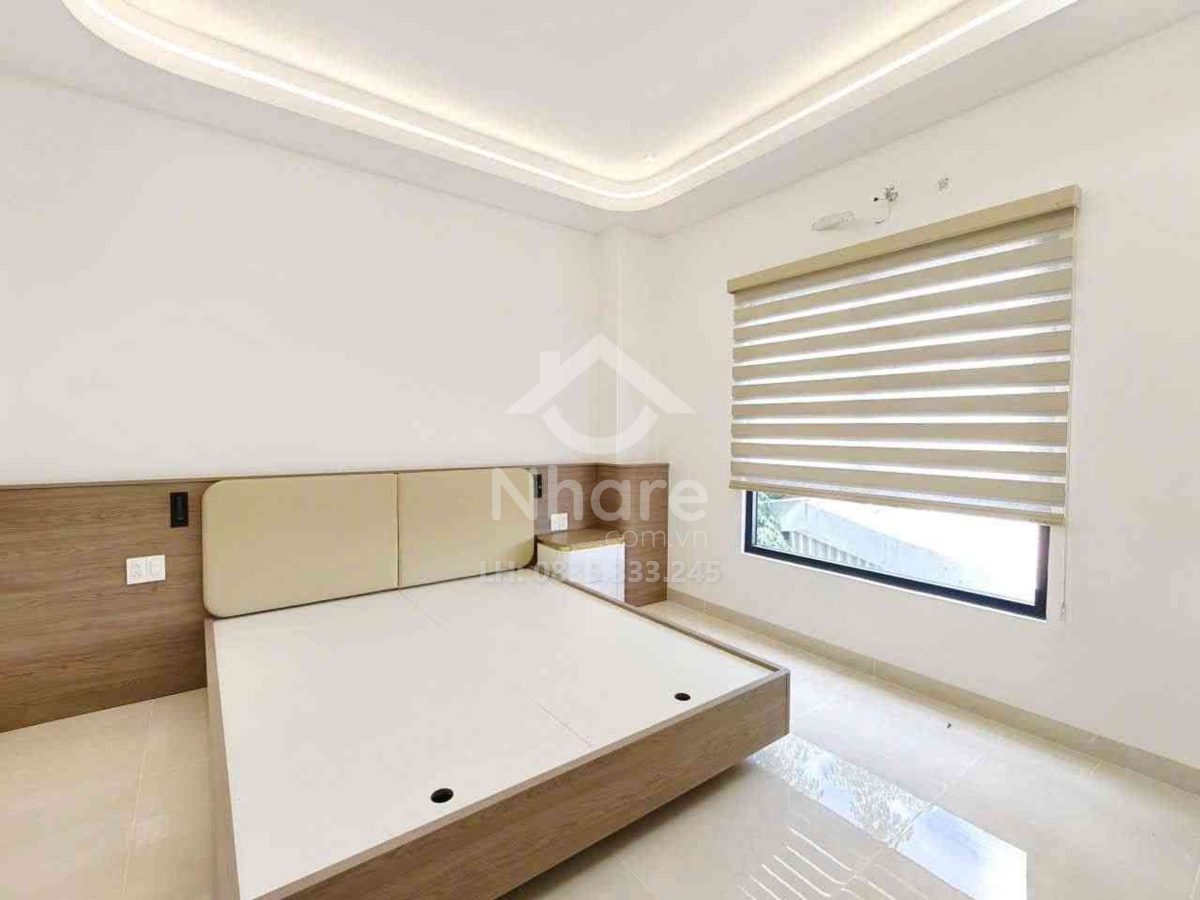 Nhà mới 5 tầng Lê Đức Anh giá nhỉnh 7 tỷ