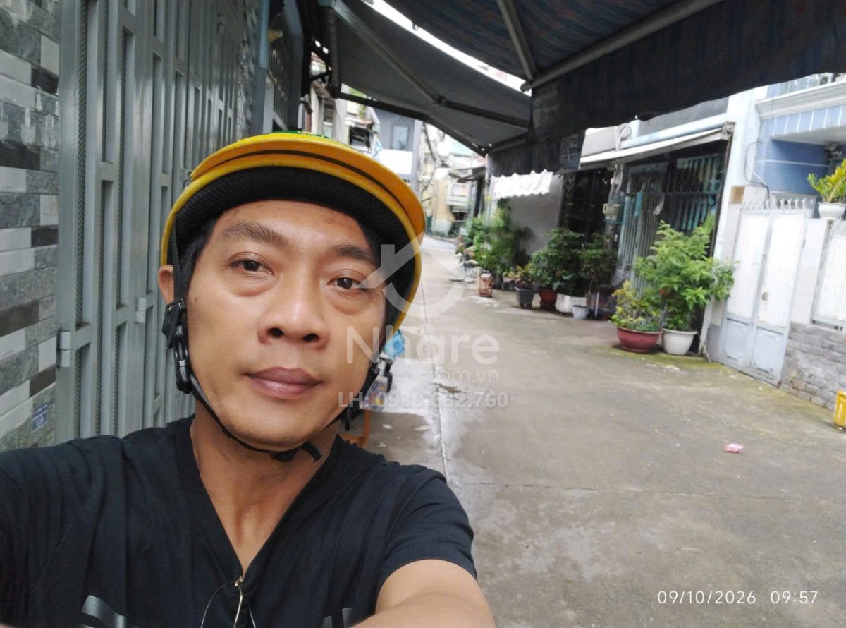 Nhà Tân Bình – Lạc Long Quân, 4 tầng ở ngay – KD, ngang gần 4m – dài 12m – hơn 6 tỷ.