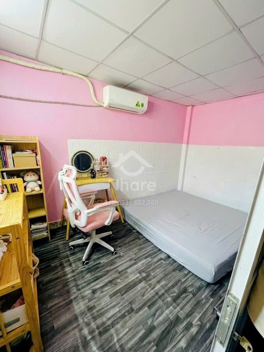 Nhà Tân Phú ngay Lũy Bán Bích – Cách Mạng, 3 tầng ở ngay  – ngang 4m – 63m2 – hơn 3 tỷ.