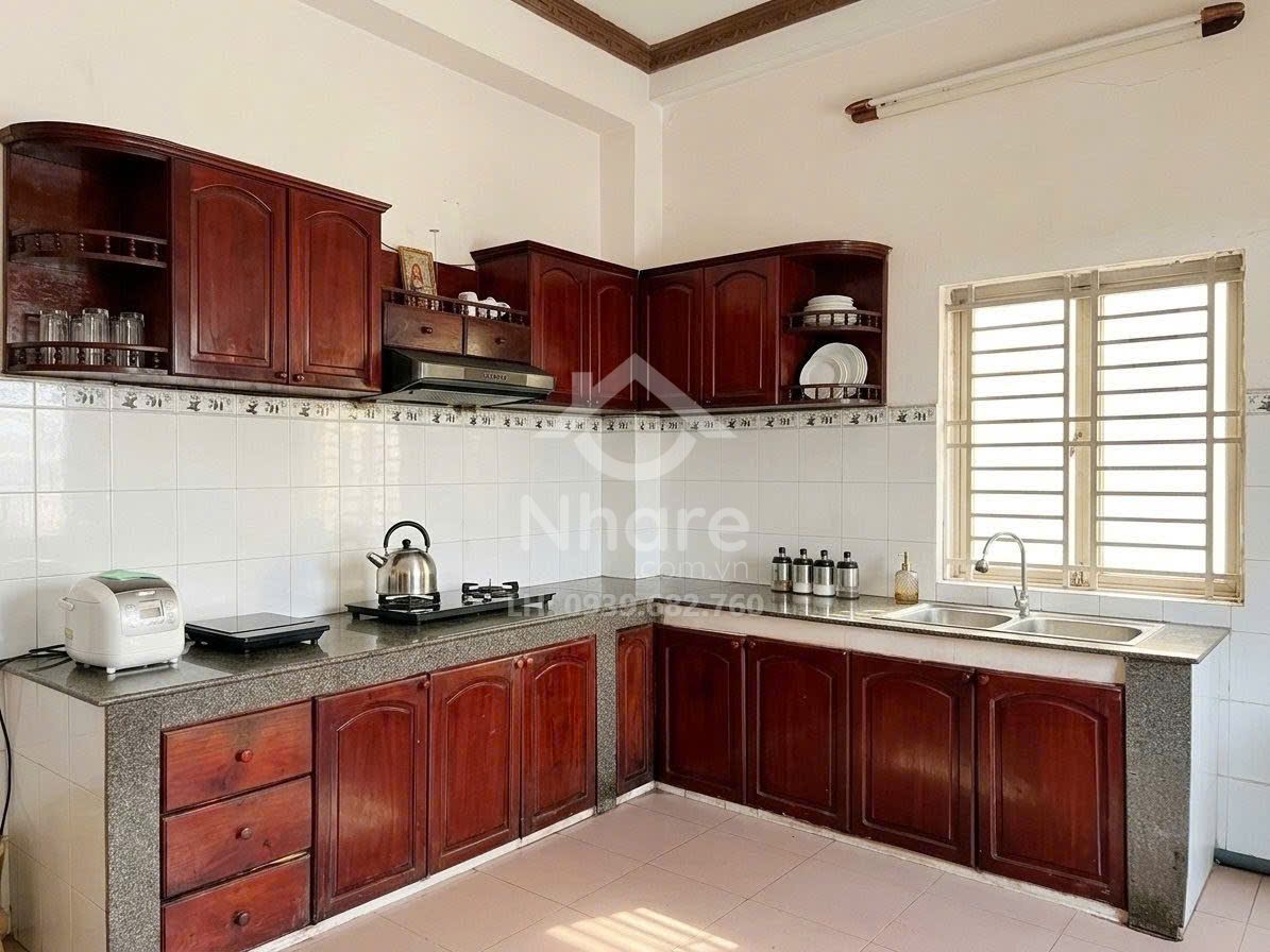 Nhà Tân Phú ngay Tân Hương – Vườn Lài, 4 tầng ở ngay – KD – ngang 6m – dài 16m – 16 tỷ.