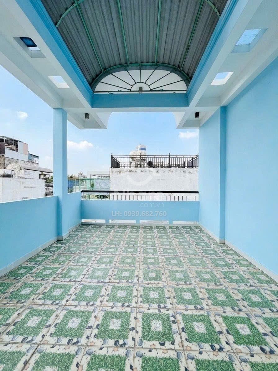 Nhà Tân Phú – Trịnh Đình Trọng, 5 tầng ở ngay – KD – ngang hơn 4m – dài 14 – hơn 7 tỷ